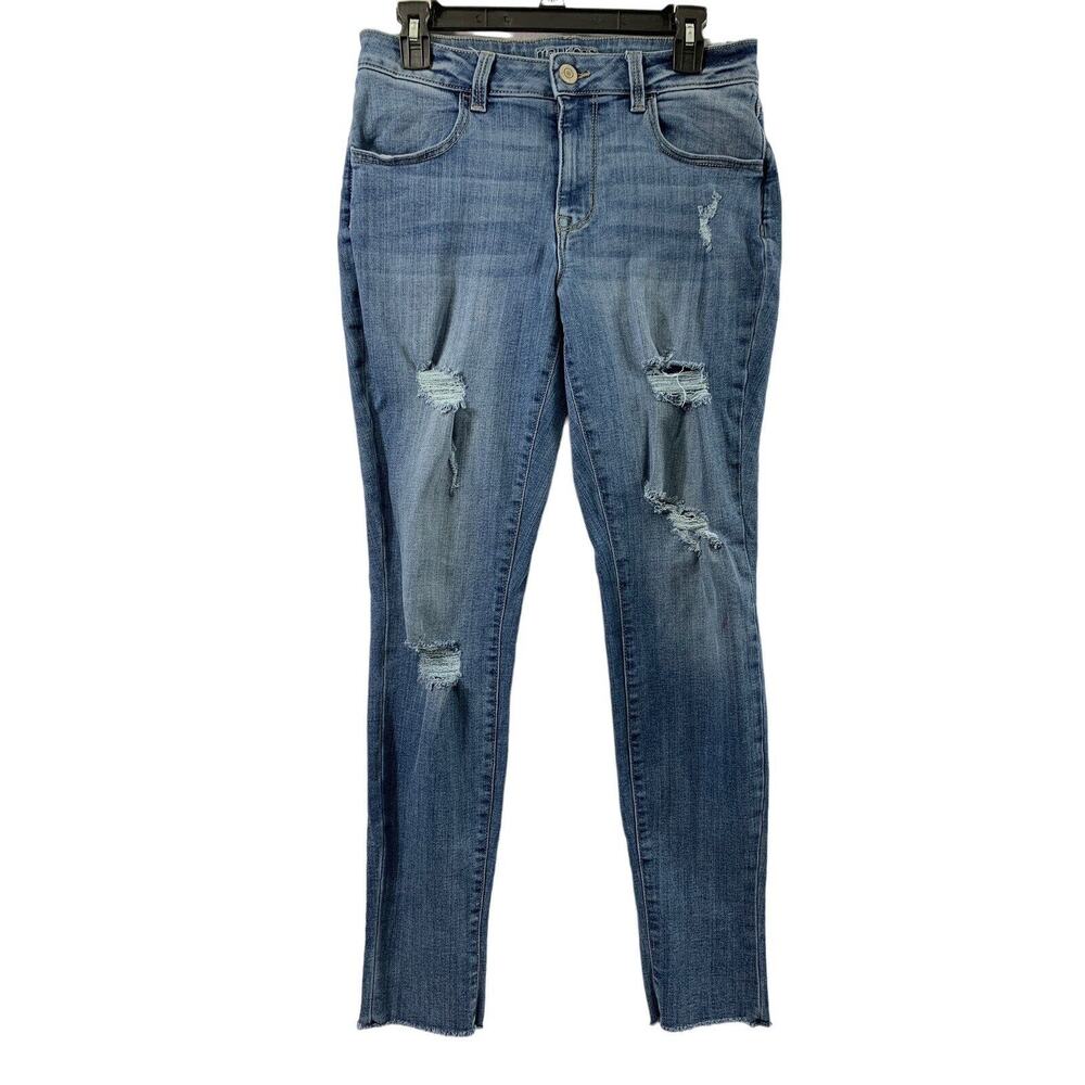 Maurices Jeans Womens Medium Short 29" W Destroyed Denim Hi Rise Raw Hem Skinny